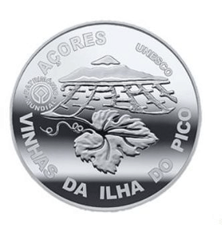 Portugália 2,50 € Pico Island Vineyards 2011